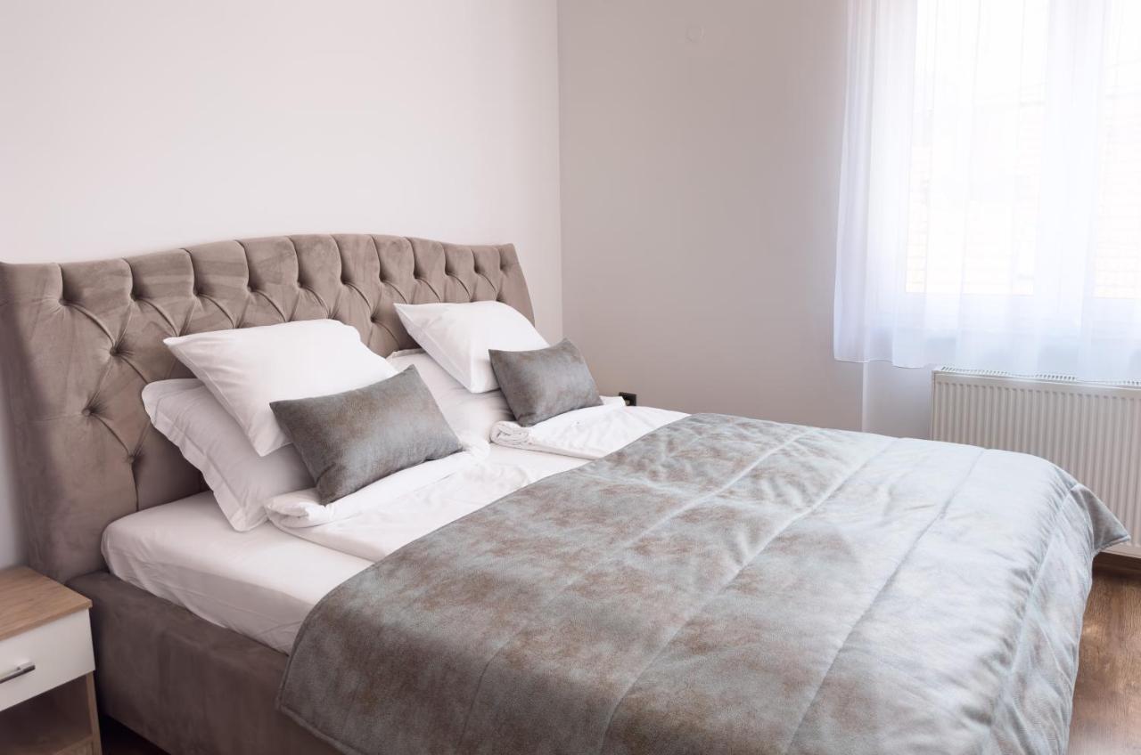 Luxurious And Cosy Brick Apartment - Free Private Parking Sarajevo Exteriör bild