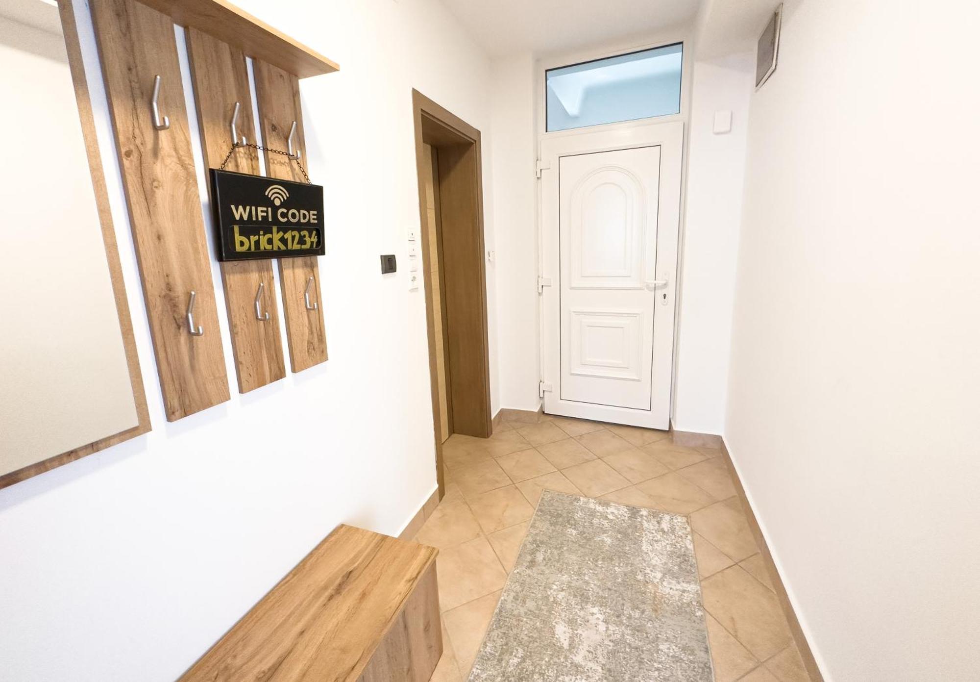 Luxurious And Cosy Brick Apartment - Free Private Parking Sarajevo Exteriör bild